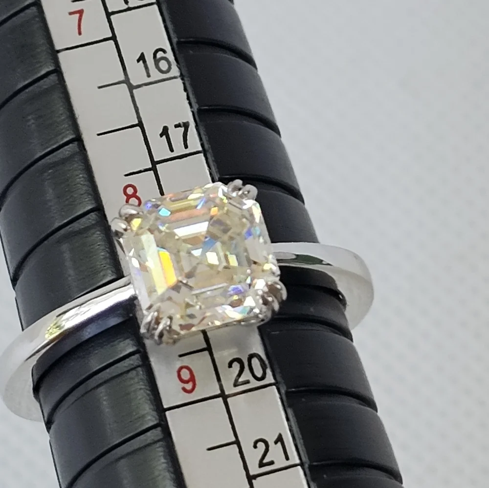 Genuine Strontium Titanate Sterling Silver Ring Size 8.5! - Picture 9 of 10